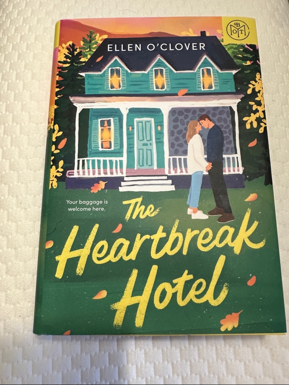 The Heartbreak Hotel by Ellen O'Clover - Green Cover